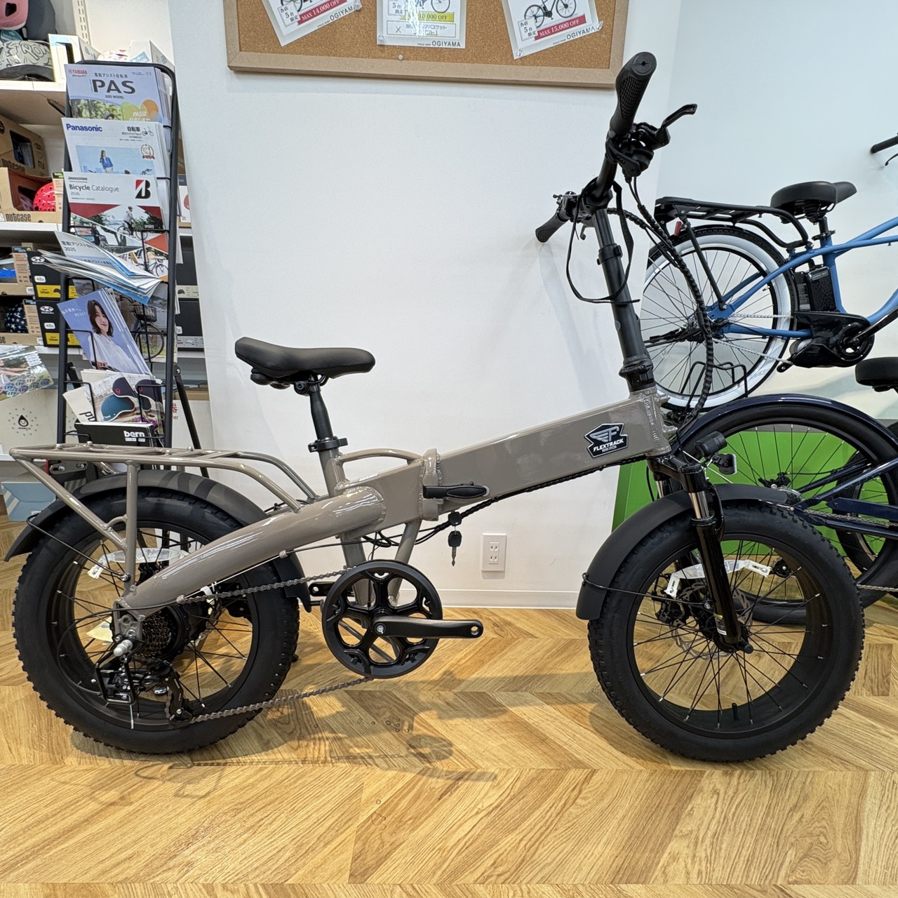 【夫婦坂店】ブロンクス FLEXTRACK入荷しました! 2025/11/06