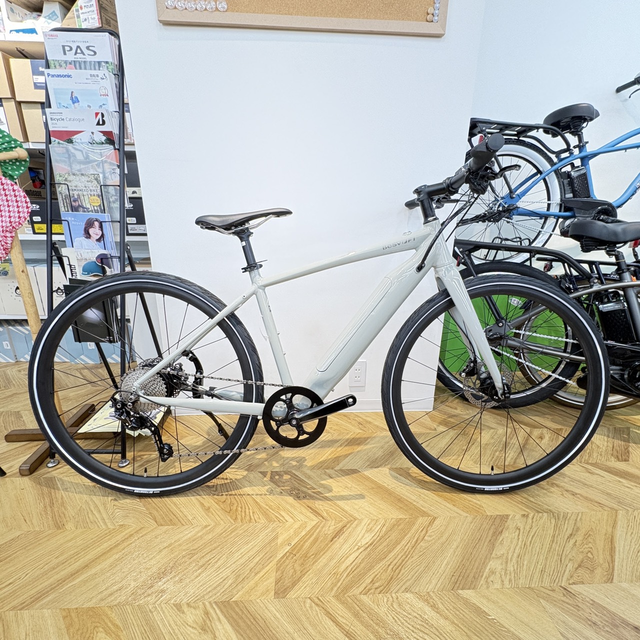 【夫婦坂店】BESV　JF1　Mサイズ在庫あります！　2026/02/18